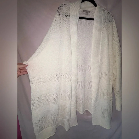 Elegant White Open-Front Sweater - Picture 3 of 10